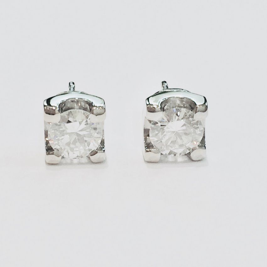 Pendientes garras en oro blanco con diamantes