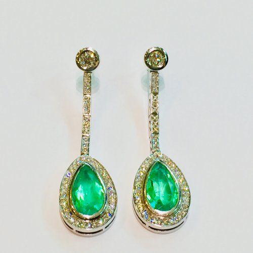 Pendientes en oro blanco DESMONTABLES con esmeraldas  de Colombi